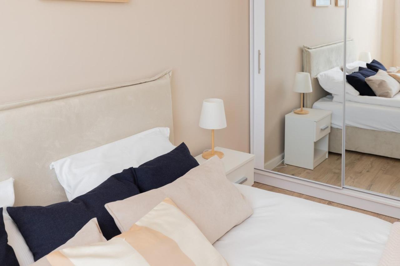 Apartament Sea Waves With Park View By Noclegi Renters Gdańsk Eksteriør billede